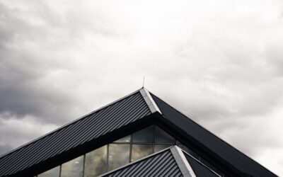 Quels sont les risques d’un mauvais entretien sans nettoyage toiture Boulogne-Billancourt ?